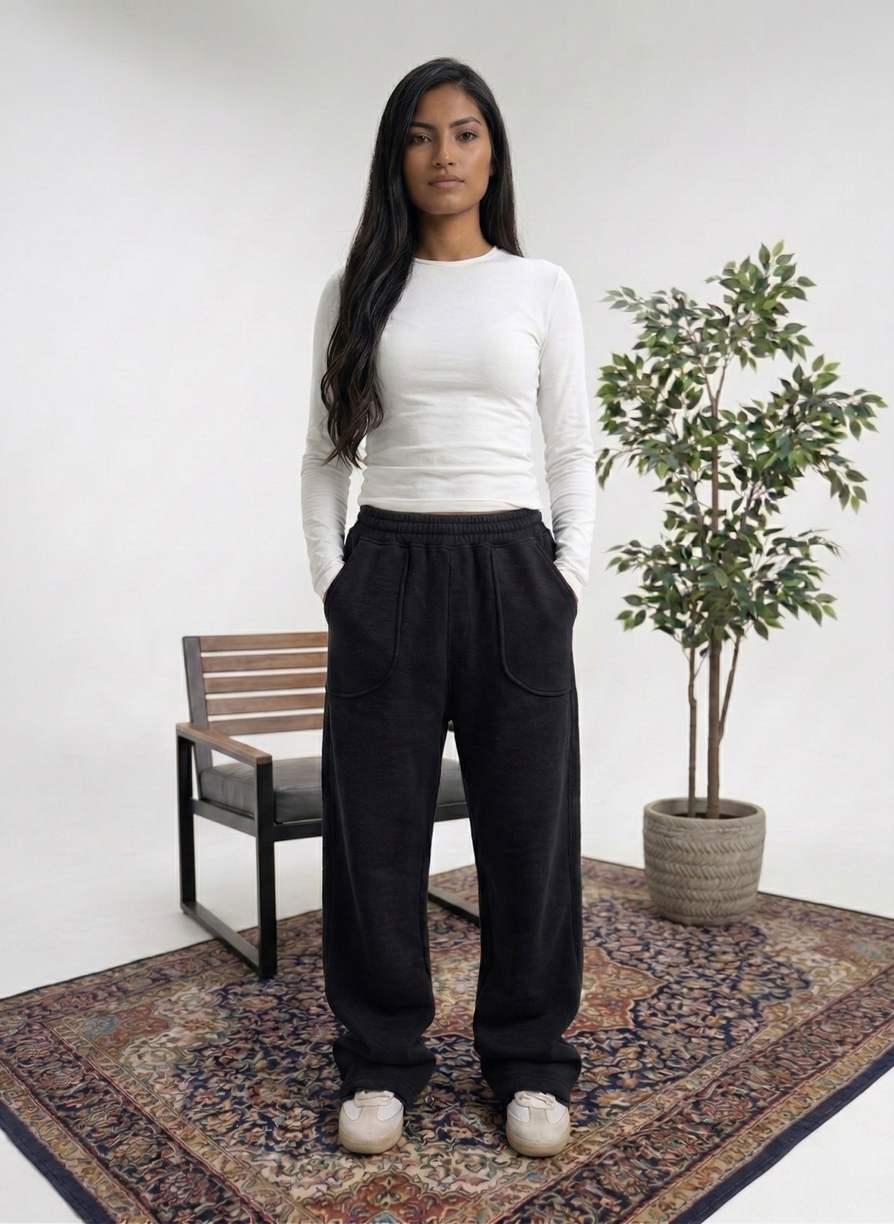 The SVN-Black sweatpants