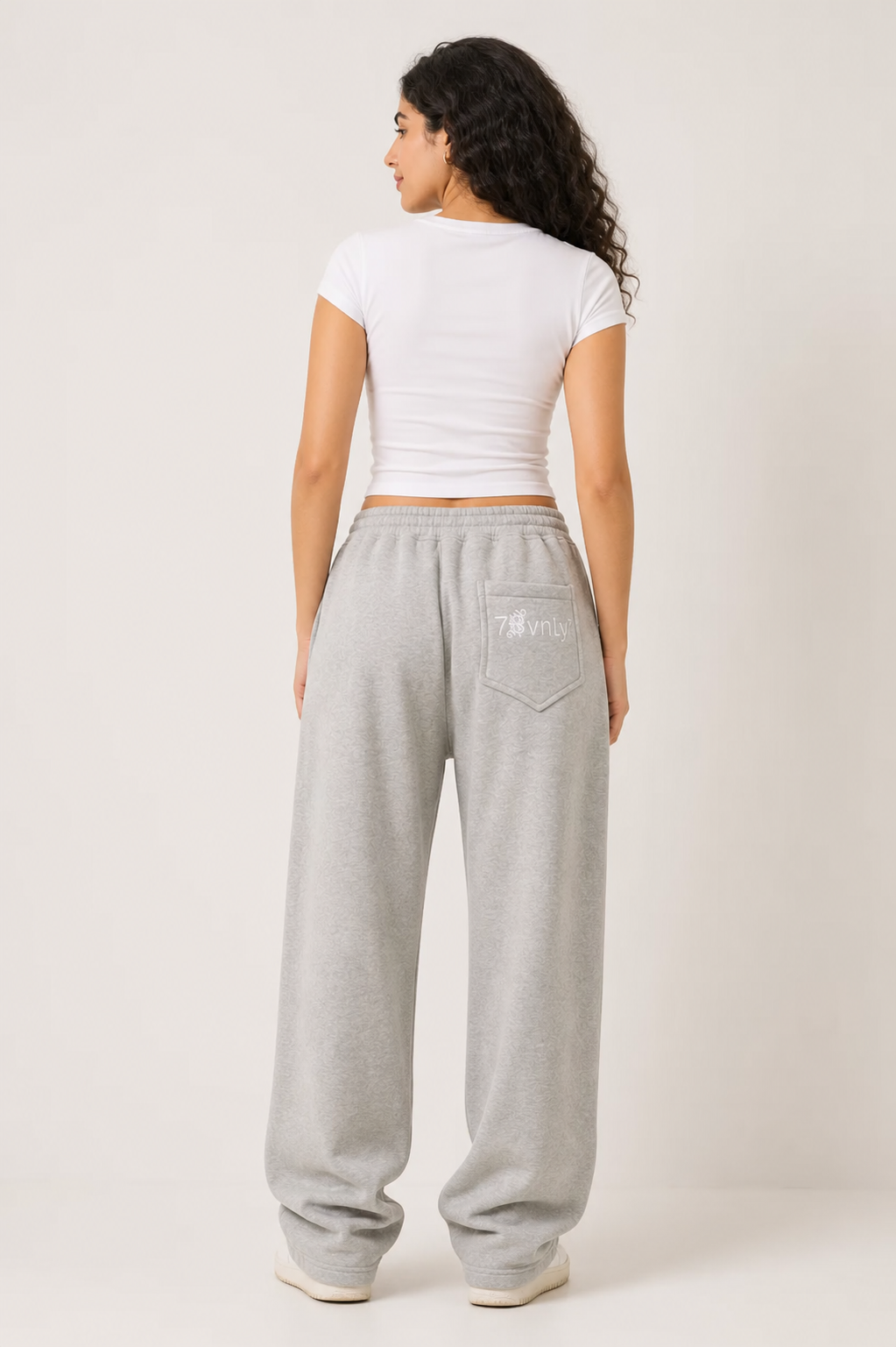 The SVN-Grey sweatpants (Summer)