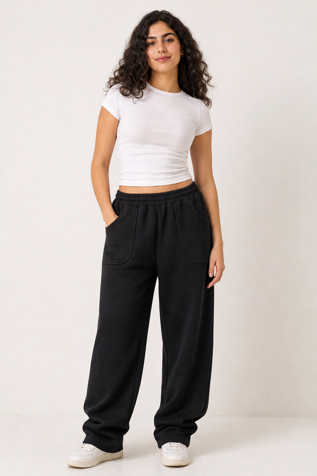 The SVN-Black sweatpants (summer)